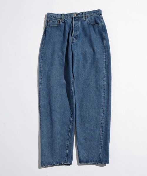 LOOSE TAPERED JEANS [UNISEX]