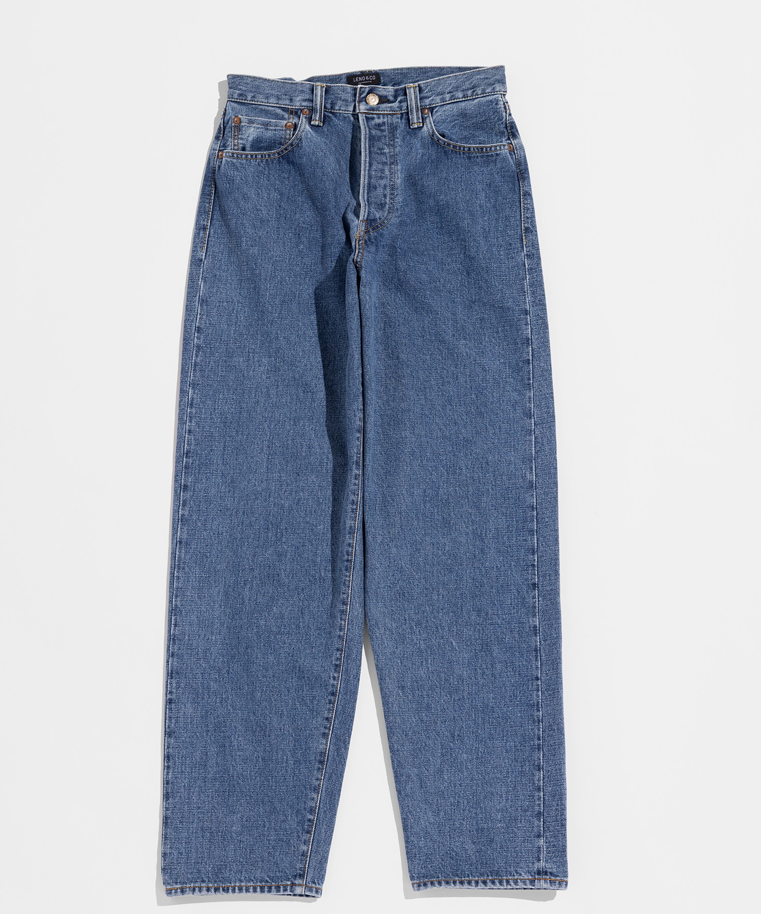 LOOSE TAPERED JEANS [UNISEX]