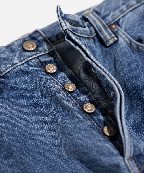 LOOSE TAPERED JEANS [UNISEX]