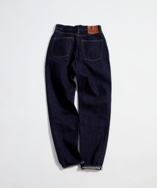 LUCY HIGH WAIST TAPERED JEANS