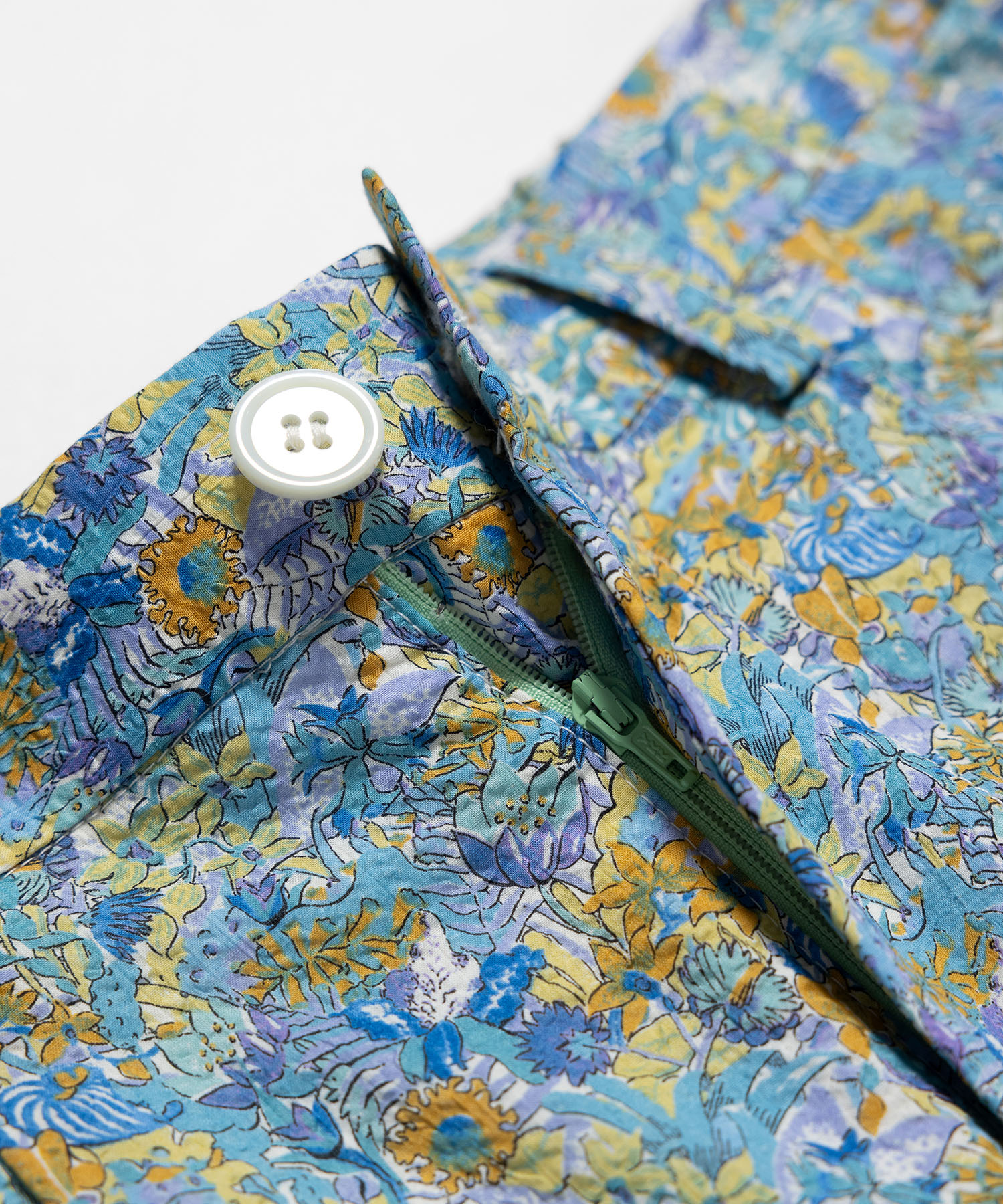 【LIBERTY PRINT 】SHORTS