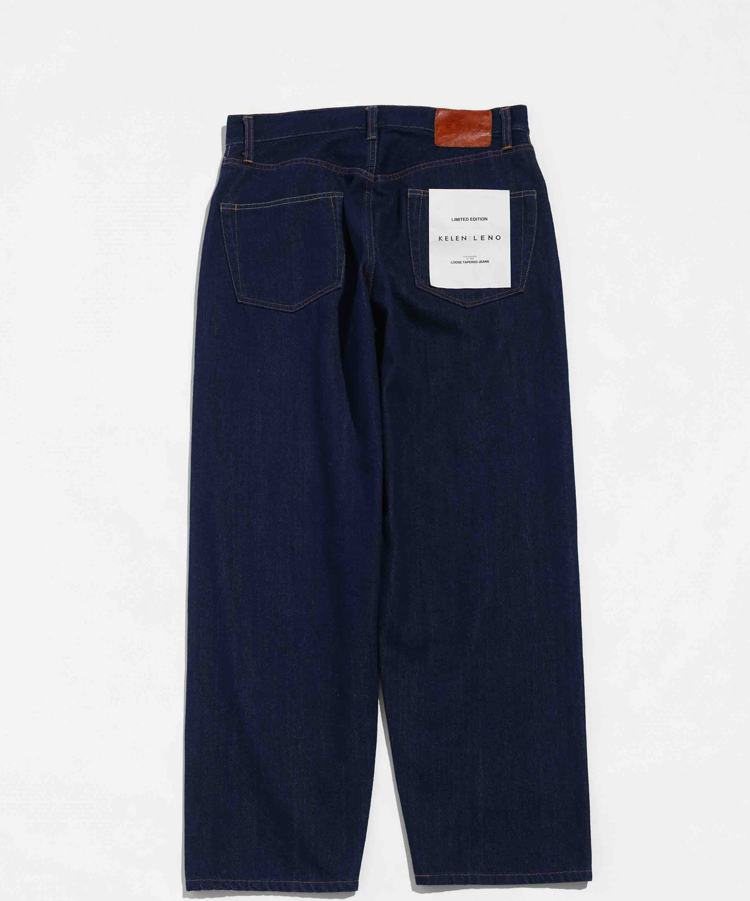 LOOSE TAPERED JEANS with KELEN