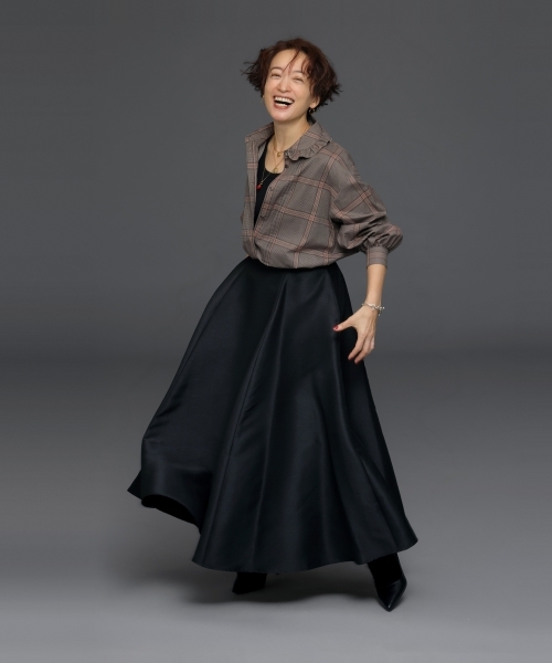 TUCKED PLEATS COLLAR BLOUSE with MIYAKO TAKAYAMA