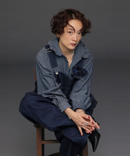 TUCKED PLEATS COLLAR BLOUSE with MIYAKO TAKAYAMA