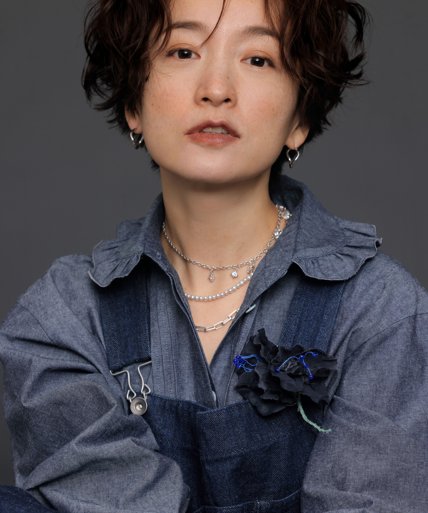 TUCKED PLEATS COLLAR BLOUSE with MIYAKO TAKAYAMA