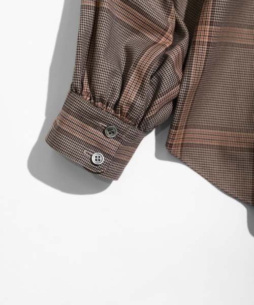 TUCKED PLEATS COLLAR BLOUSE with MIYAKO TAKAYAMA