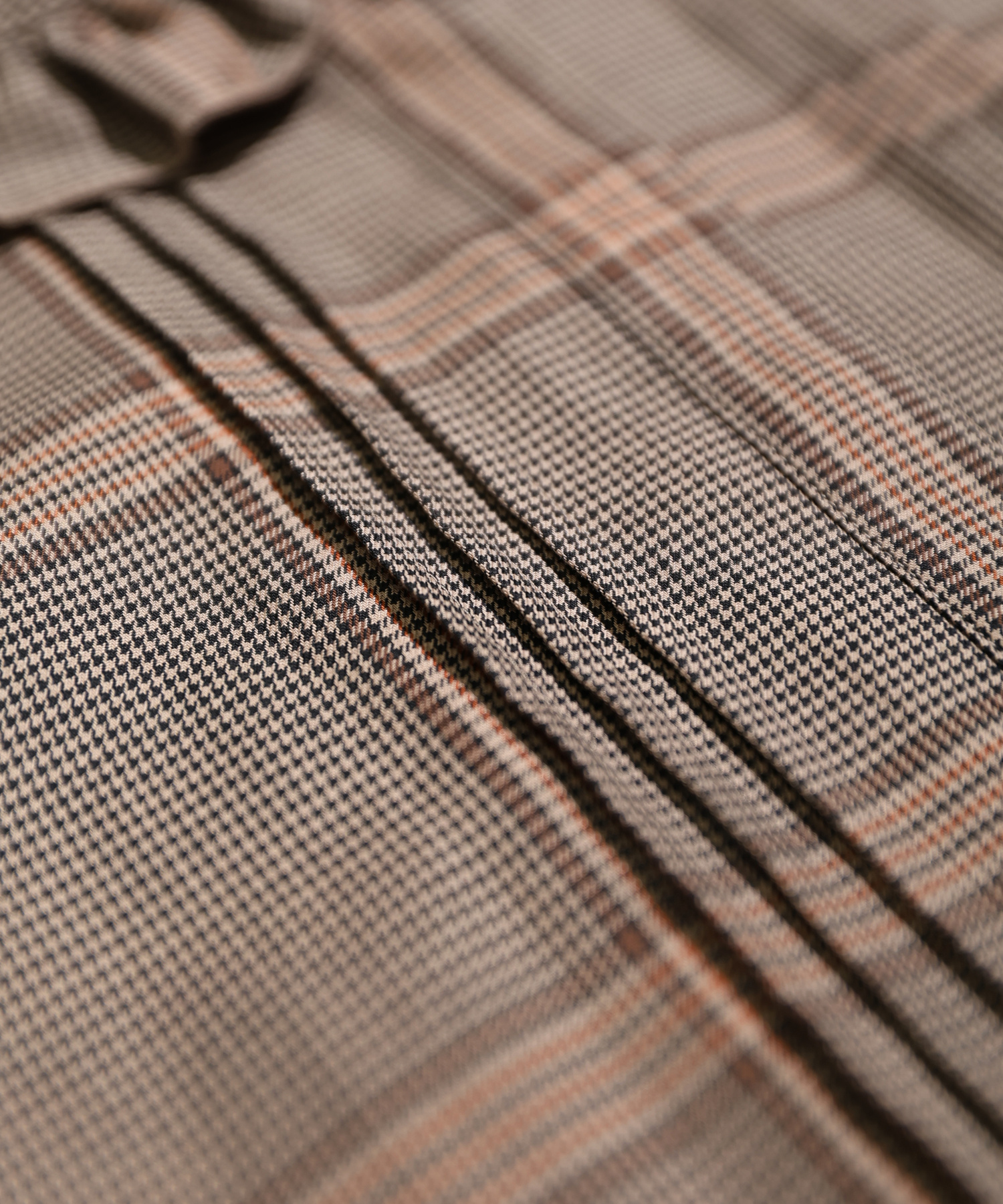 TUCKED PLEATS COLLAR BLOUSE with MIYAKO TAKAYAMA