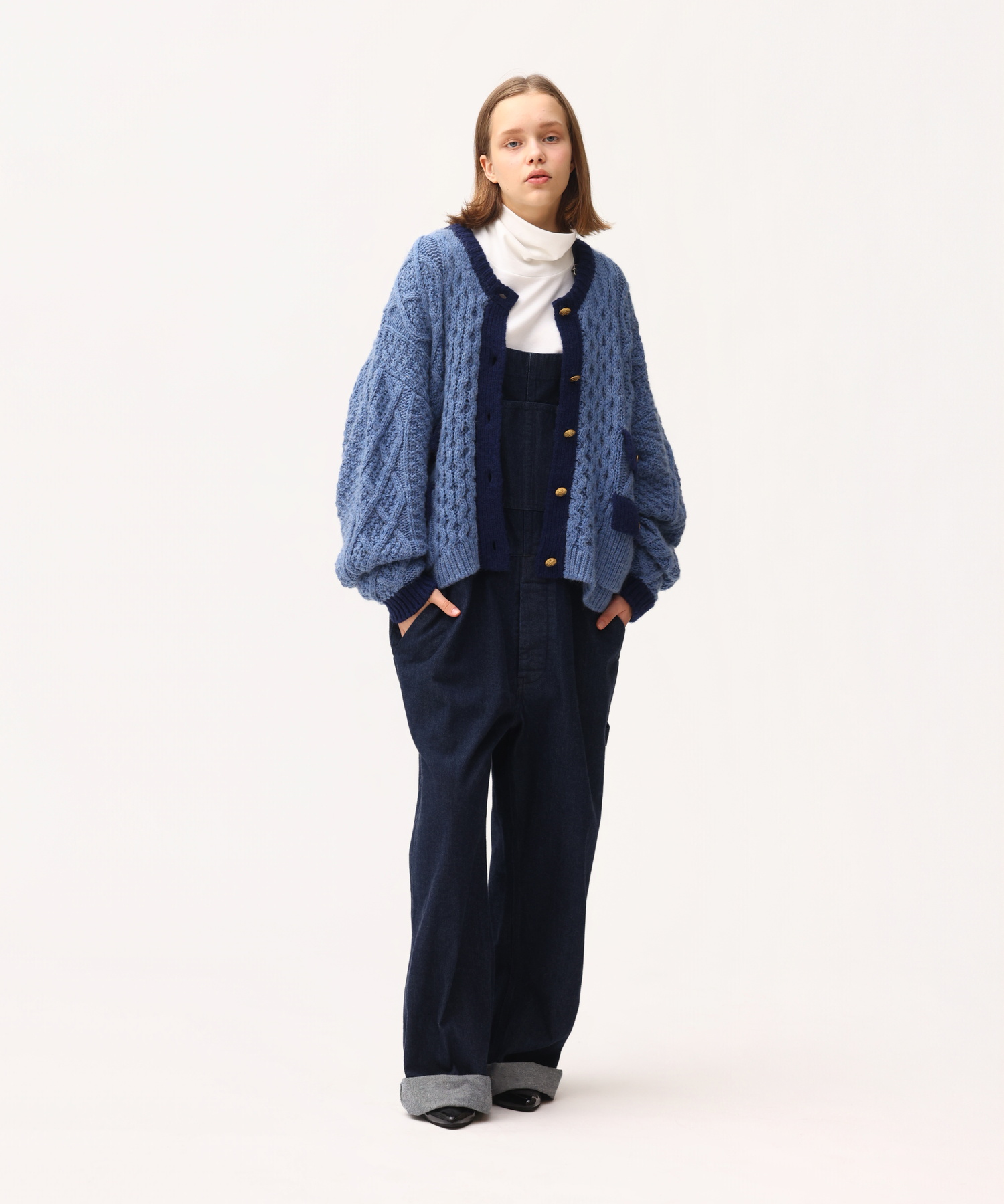 ARAN KNIT CREW NECK CARDIGAN