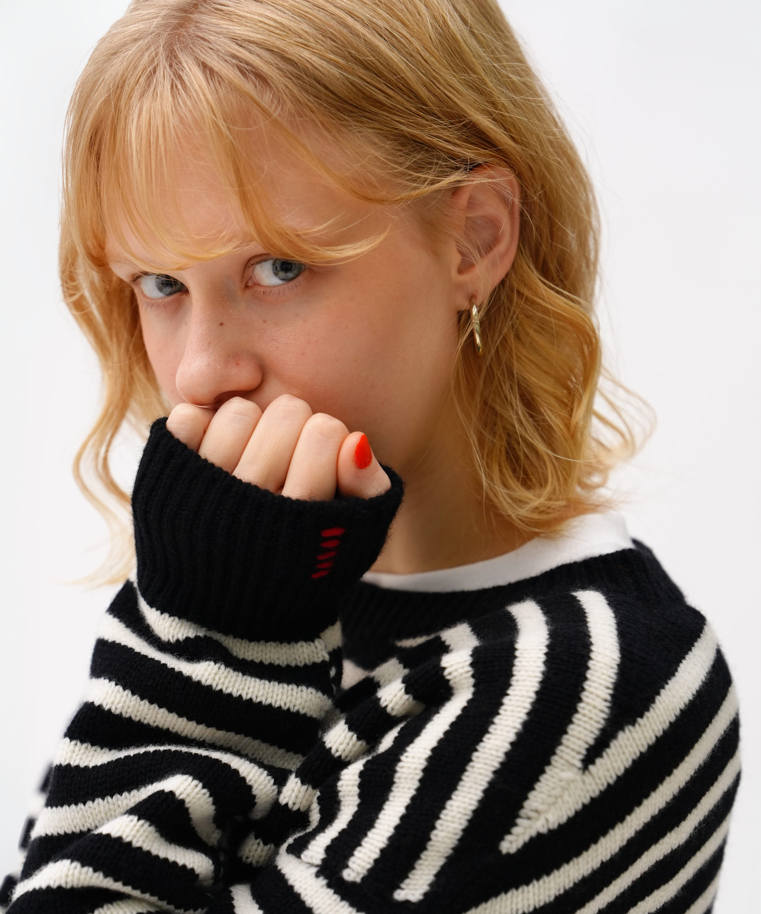 EXTRA FINE LAMBSWOOL SWEATER with MIYAKO TAKAYAMA