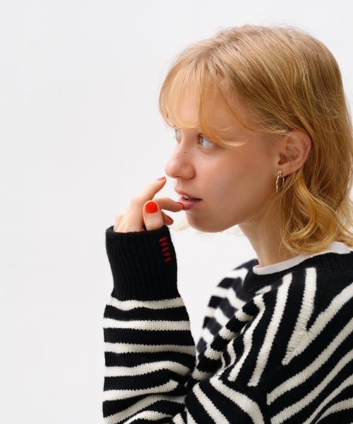 EXTRA FINE LAMBSWOOL SWEATER with MIYAKO TAKAYAMA