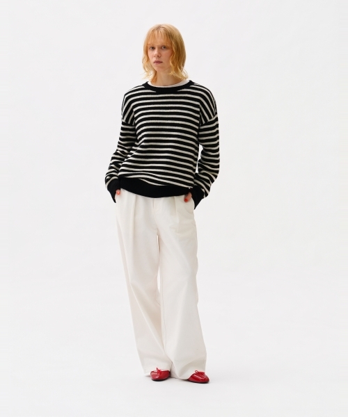 EXTRA FINE LAMBSWOOL SWEATER with MIYAKO TAKAYAMA