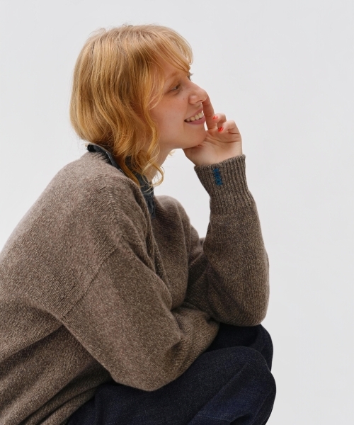 EXTRA FINE LAMBSWOOL SWEATER with MIYAKO TAKAYAMA
