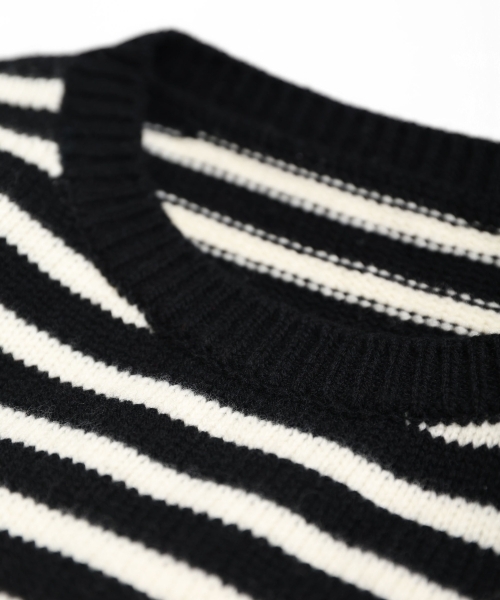 EXTRA FINE LAMBSWOOL SWEATER with MIYAKO TAKAYAMA